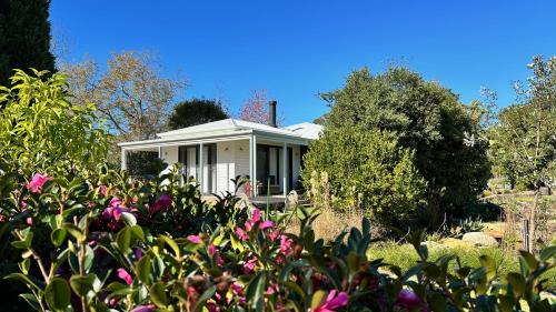 Galston House | Exceptional Getaway at The Getaway - Galston, 4 Star Family Stay