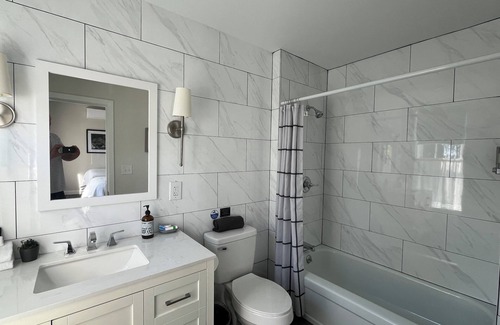 Henderson Harbor Hotel | The GillHouse