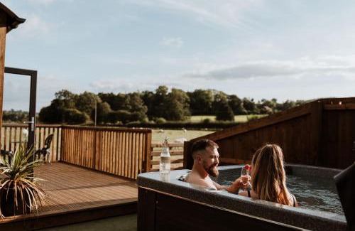 Guilsfield House | Top-Rated Retreat at The Ginger Nut with Relaxing Hot Tub