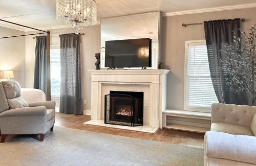 Mount Pleasant Bed & Breakfast | Eco-Friendly Haven at The Ginkgo Tree - Rated 10/10