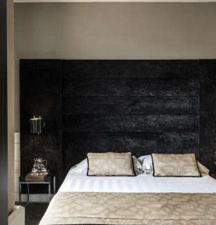 Repubblica Hotel | Unforgettable Stay at The Glam - 4-Star Oasis with Hot Tub
