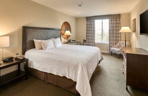Glenview Hotel | Discover The Glen Club: Rated 9/10 with Spa & Restaurant