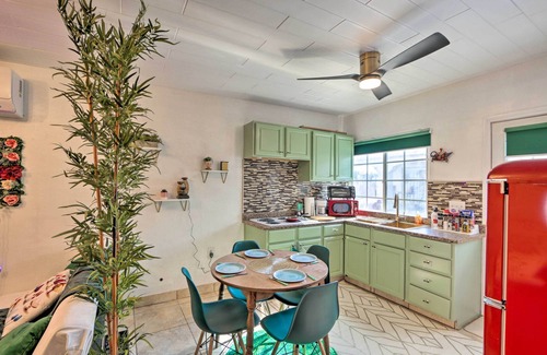 Las Vegas Apartment | Cozy Goat Hut Studio Casita: Family-Friendly Retreat