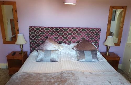 Goathland Hotel | Discover The Goathland Hotel: Accessible Comfort & Breakfast