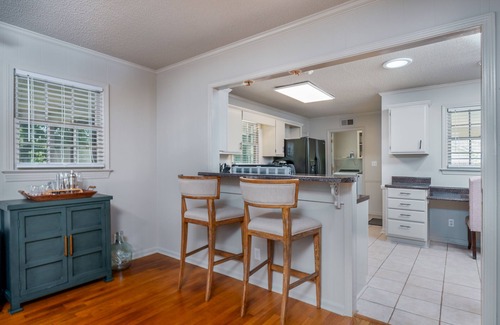 Northport House | Unforgettable Stay at The Golden Elephant with Family-Friendly Amenities