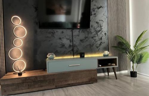 Cordau Apartment | The Golden Horizon