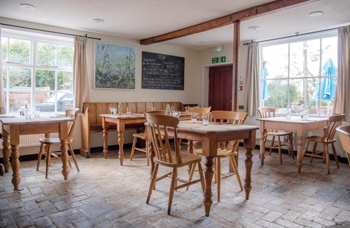 Snape Bed & Breakfast | Discover The Golden Key: Pet-Friendly Family Retreat