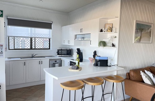 Hyams Beach House | Experience The Golden Retreat @ Hyams Beach with Ocean Views