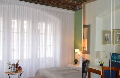 Hradcany Hotel | Discover The Golden Wheel: 4-Star Hotel with Family Amenities