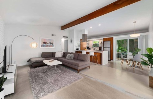 South River City House | Inviting Mid Century Retreat with Pet-Friendly Amenities