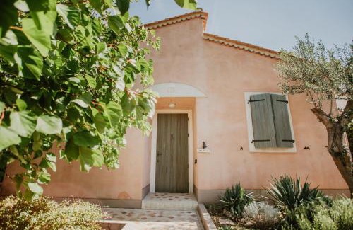 Susica Villa | Discover The GOOD PLACE: Pet-Friendly Oasis With Pool