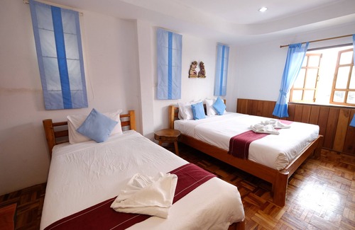 Mae Sariang House | Budget-Friendly Good View Guesthouse with Family Amenities