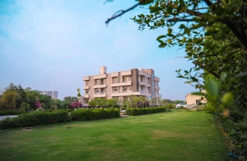 Vrindavan Resort | Pet-Friendly Getaway at The Govindam Resort with Breakfast