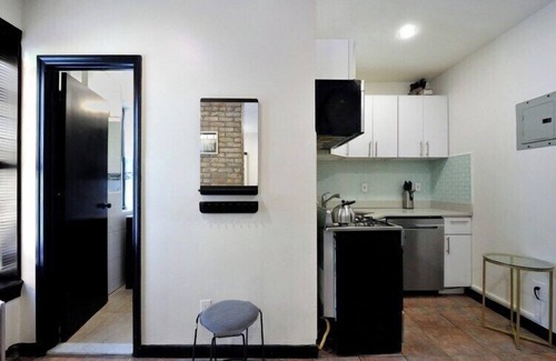 Kips Bay Apartment | Cozy Retreat at The Gram II: 1 BR Apartment in NYC