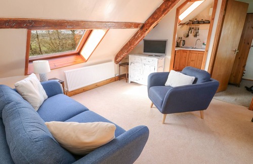 Rhosybol Cottage | The Granary: Family-Friendly Cottage with Ocean View