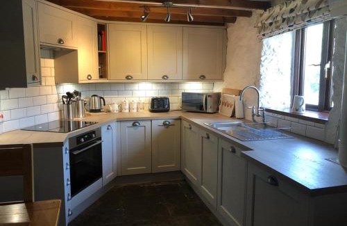 North Cornelly Apartment | Discover The Granary: Oceanfront Bliss with Private Beach