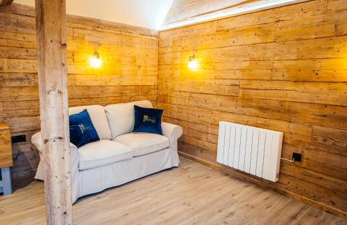 Preston Apartment | Oceanfront Getaway at The Granary - Rated 9.6/10
