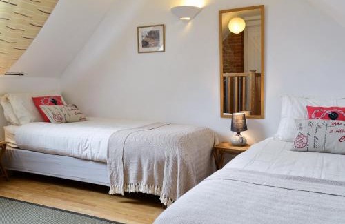 Oxborough House | Experience The Granary: 5-Star Family and Pet-Friendly Stay