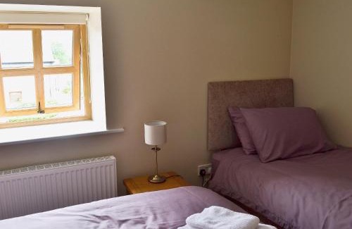 Clitheroe House | Discover The Granary: 4-Star Comfort for Families & Pets