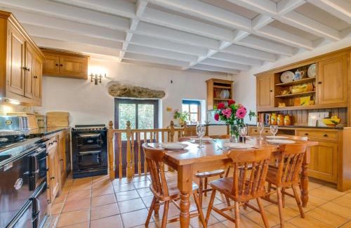 Saint Martin House | Pet-Friendly Retreat at The Granary: Guest Rated 10/10