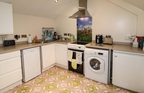 Tunstall Cottage | Exceptional Stay at The Granary: Family-Friendly Amenities