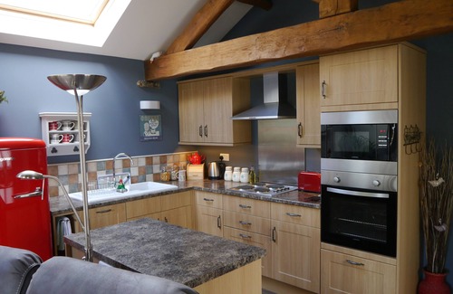Carleton Apartment | Indulge at The Granary: Hot Tub Retreat near Skipton