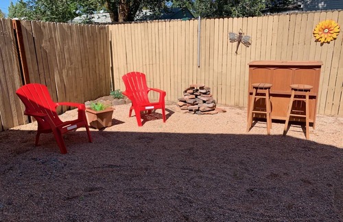 Grand Junction Condo | Explore The Grand Adventure: Pool, Spa & Breakfast Included