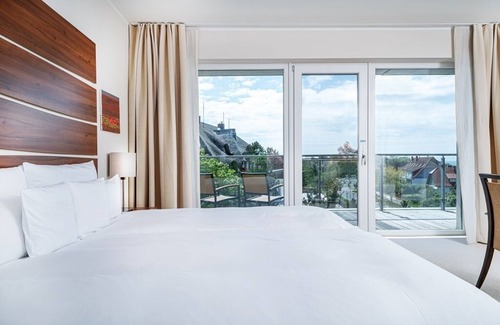 Ostseebad Ahrenshoop Hotel | Relaxing Getaway at THE GRAND Ahrenshoop with Spa & Pool