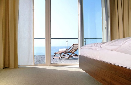 Ostseebad Ahrenshoop Hotel | Relaxing Getaway at THE GRAND Ahrenshoop with Spa & Pool