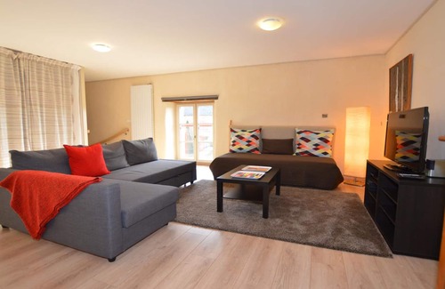 Gahard House | Perfect Stay at The Grand Clos with Spa and Kitchen Access