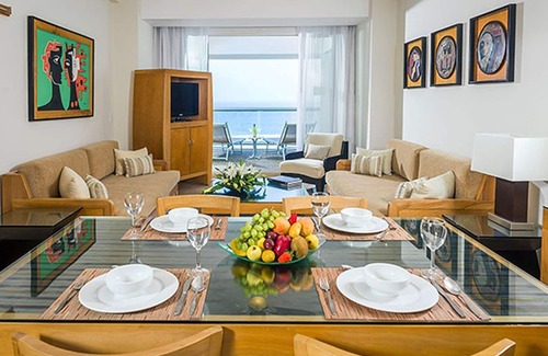 Playa Diamante Resort | THE GRAND MAYAN TWO BEDROOM SUITE in Acapulco with WiFi, AC and Plunge Pool
