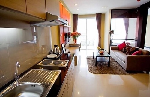Chang Phueak Hotel | Top-Rated The Grand Wipanan Residence with Pool & Dining