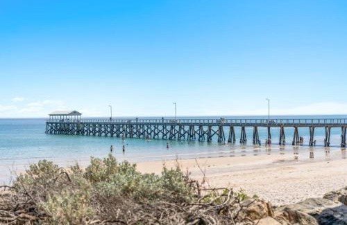Grange Apartment | Charming Getaway at The Grange near Henley Beach
