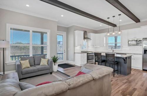 Arsenal Hill House | Inviting Escape at The Graveyard - Downtown, 4-Star Hotel