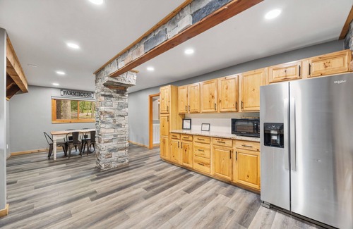 Mount Juliet Cabin | Idyllic A-Frame Cabin with Pool & Lake Views near Nashville