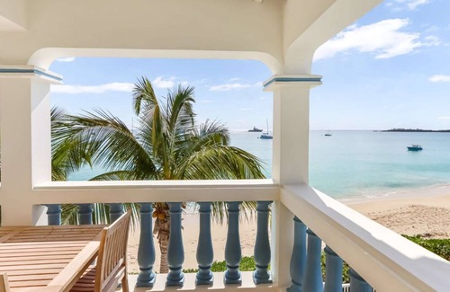 Beacon Hill Condo | Experience The Great Escape with Oceanfront Pool Access