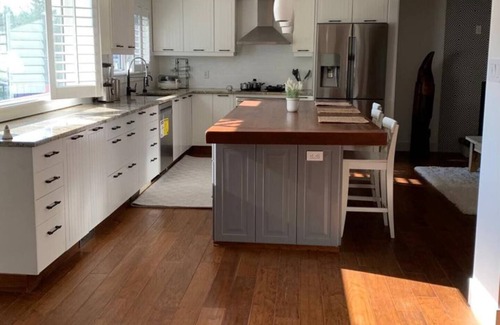 Springbank Apartment | Unforgettable Family Retreat at The Great Grizzly Getaway