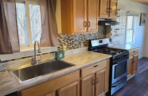 Hartland House | Experience Kayaking and Lake Views at The Great Moose