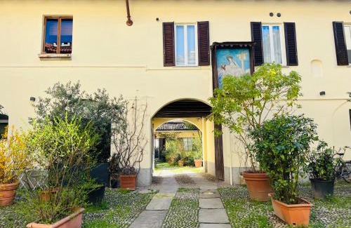 Navigli Apartment | The Green Door
