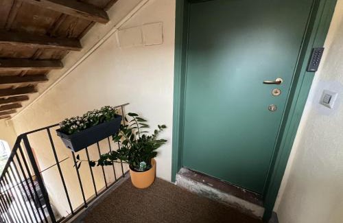 Navigli Apartment | The Green Door