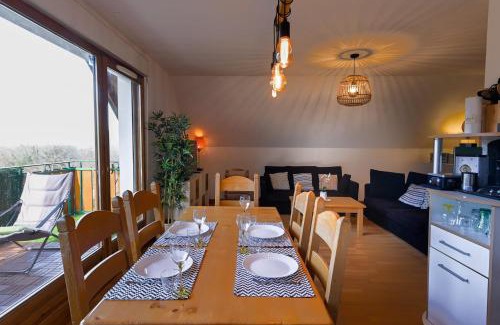 Giez House | Ideal Getaway Near Golf Course and Serene Lake