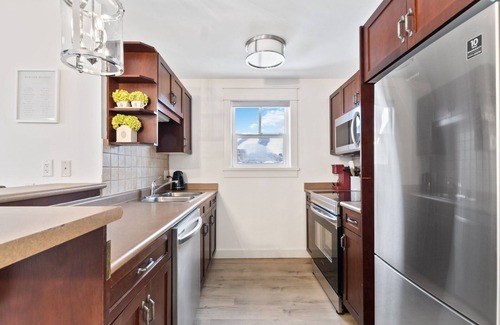 The Blue Mountains Apartment | Scenic Rivergrass Home with Mountain and Golf Course Views