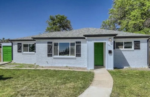 Thornton House | Relax at The Green House: Minutes from Downtown Denver