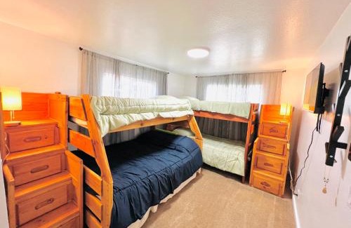 Thornton Villa | Convenient Stay at The Green House Near Downtown Denver