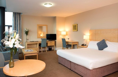 Clondalkin Hotel | Discover The Green Isle Hotel Dublin: Family-Friendly Stay