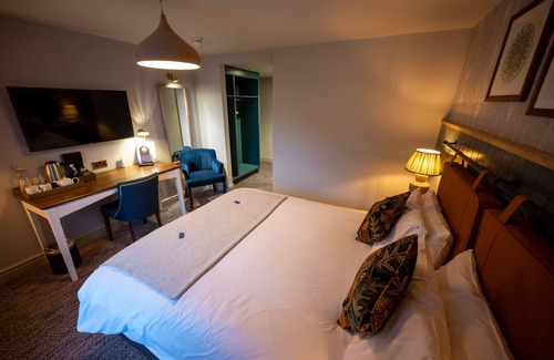 Old Harlow Hotel | Experience Comfort at The Green Man by Greene King Inns