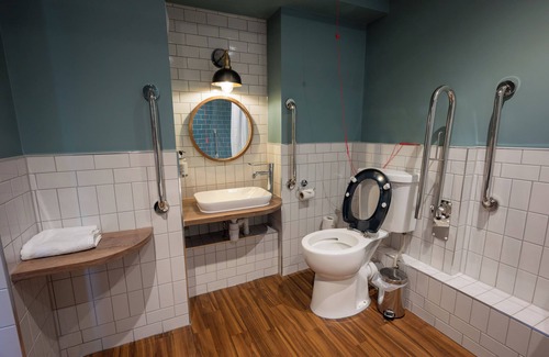 Old Harlow Hotel | Experience Comfort at The Green Man by Greene King Inns