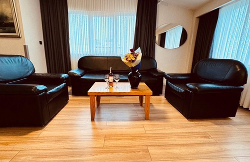 Talimhane Hotel | Discover The Green Park Taksim: Pool, Spa & Family-Friendly