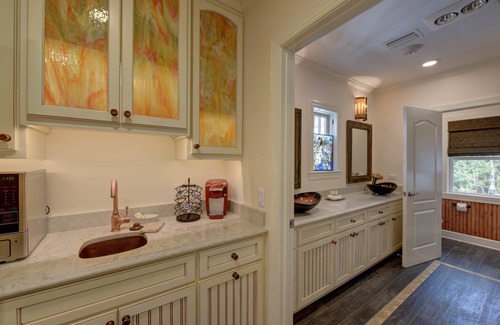 Saint Simons Island Bed & Breakfast | Experience The Grey Owl Inn: 4-Star Comfort & Spa Retreat