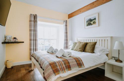 Longnor Hotel | Discover The Greyhound Inn: A Historic Stay in Warslow